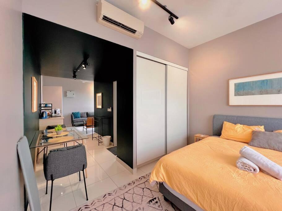 7 Pax Family Connecting Room D'Sara, Direct Link Mrt Kampung Selamat, Near Sungai Buloh & Thomson Hospital Shah Alam Exterior photo